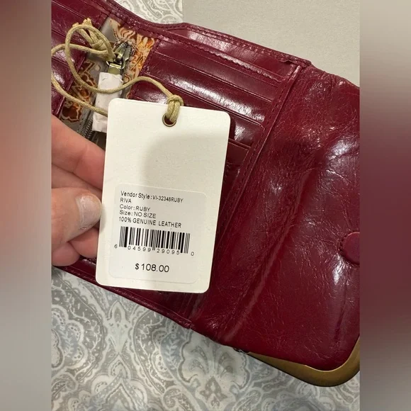 NWT Hobo Riva wallet - Picture 4 of 4